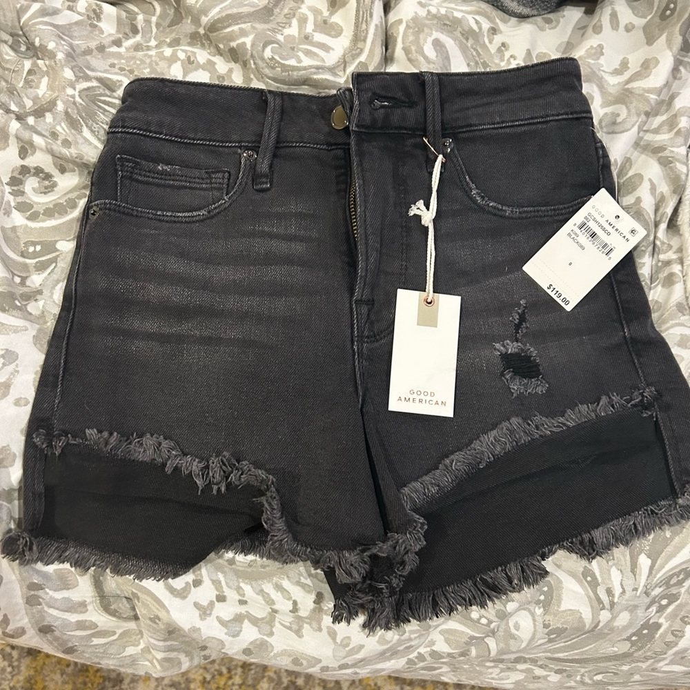 Good American Shorts (Black Size 0) NWT